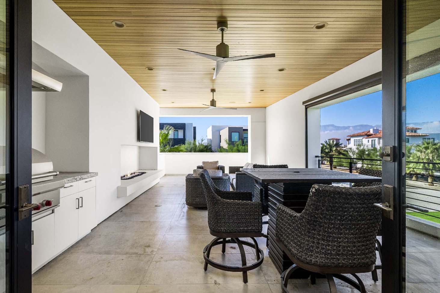 TH - 61126 Goodwood Dr, (Villa _6A) (38)